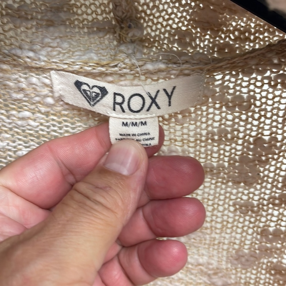 Roxy Light Weight Knit Medium - image 2